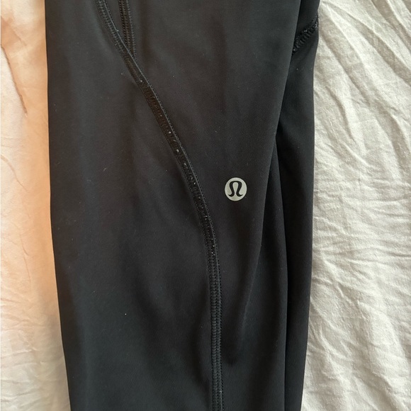Lululemon Fast and Free Leggings with Pockets - Picture 4 of 6